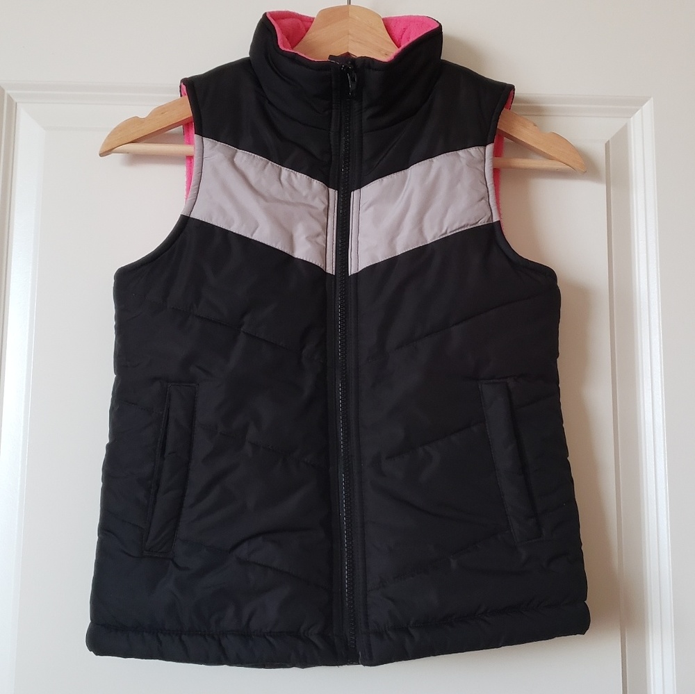 Girls puffy vest